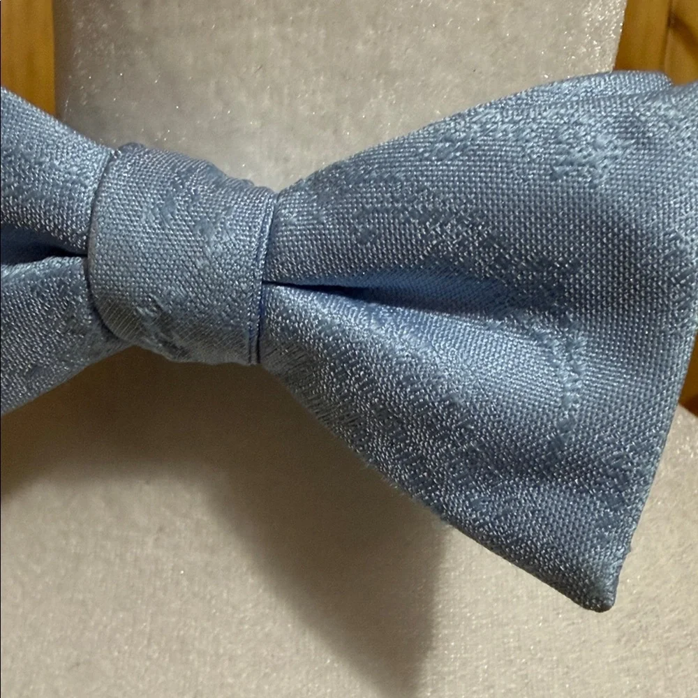 Madison Light Blue Adjustable Bow Tie